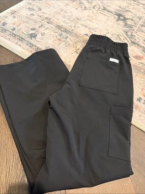 Resurge Scrub Pants